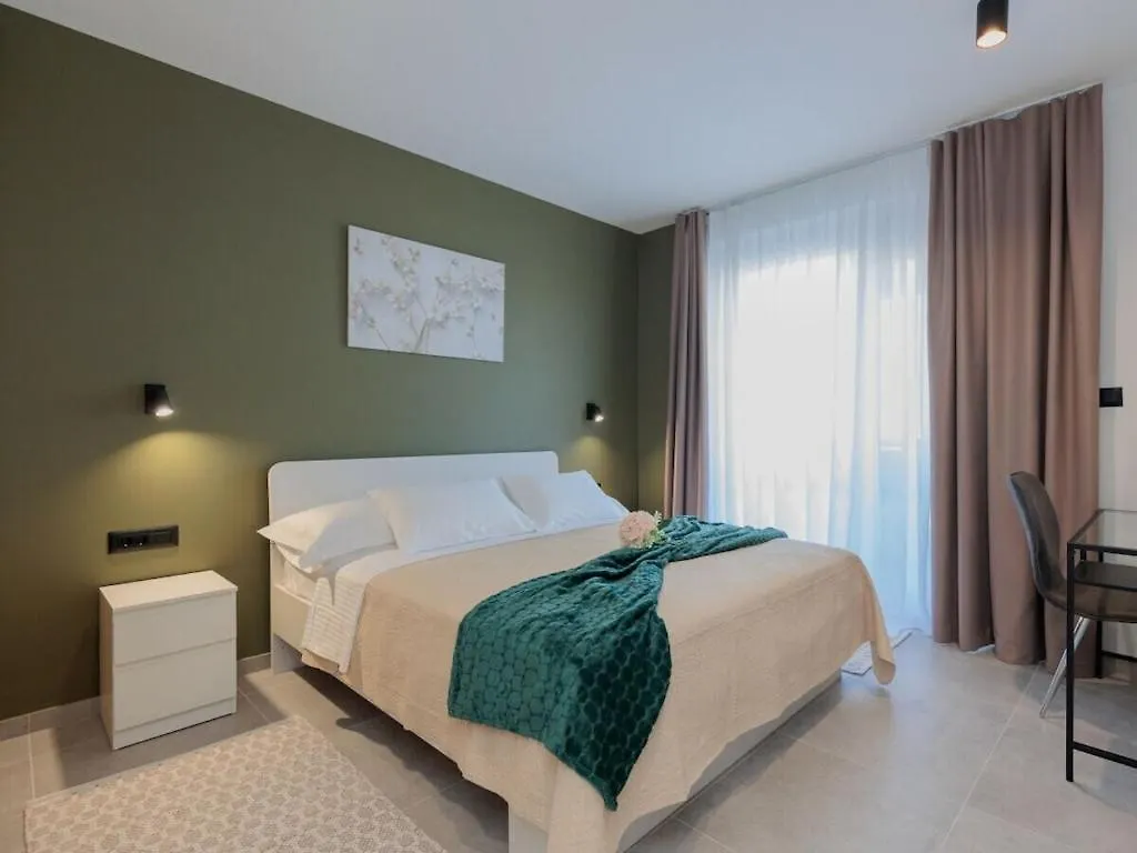 Stunning Villa Marea With A Private Pool Врси