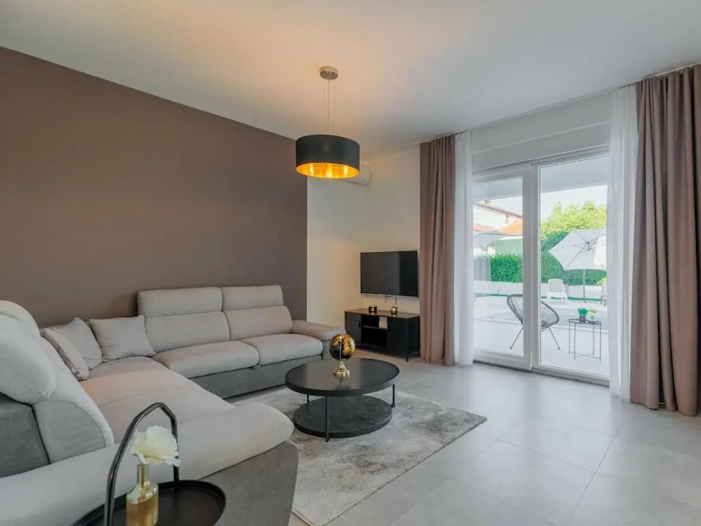 Stunning Villa Marea With A Private Pool Vrsi